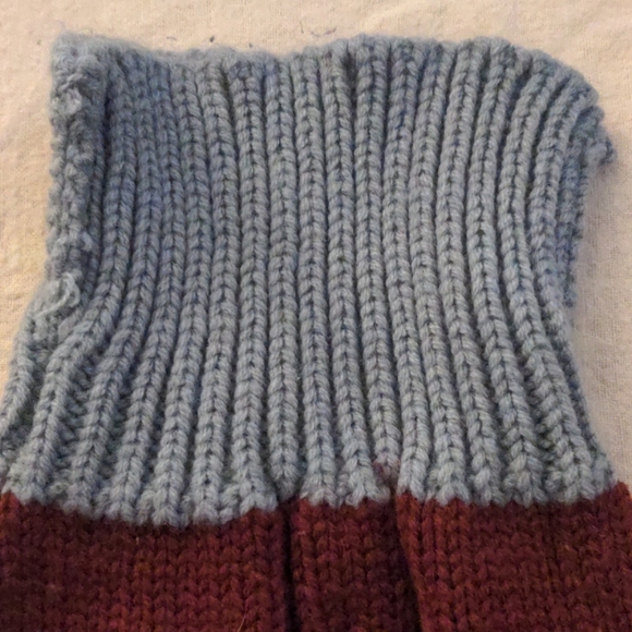 ❤️ HOST PICK 🎉 Dog Poncho Bark Boutique Small 🎉 - Picture 4 of 8